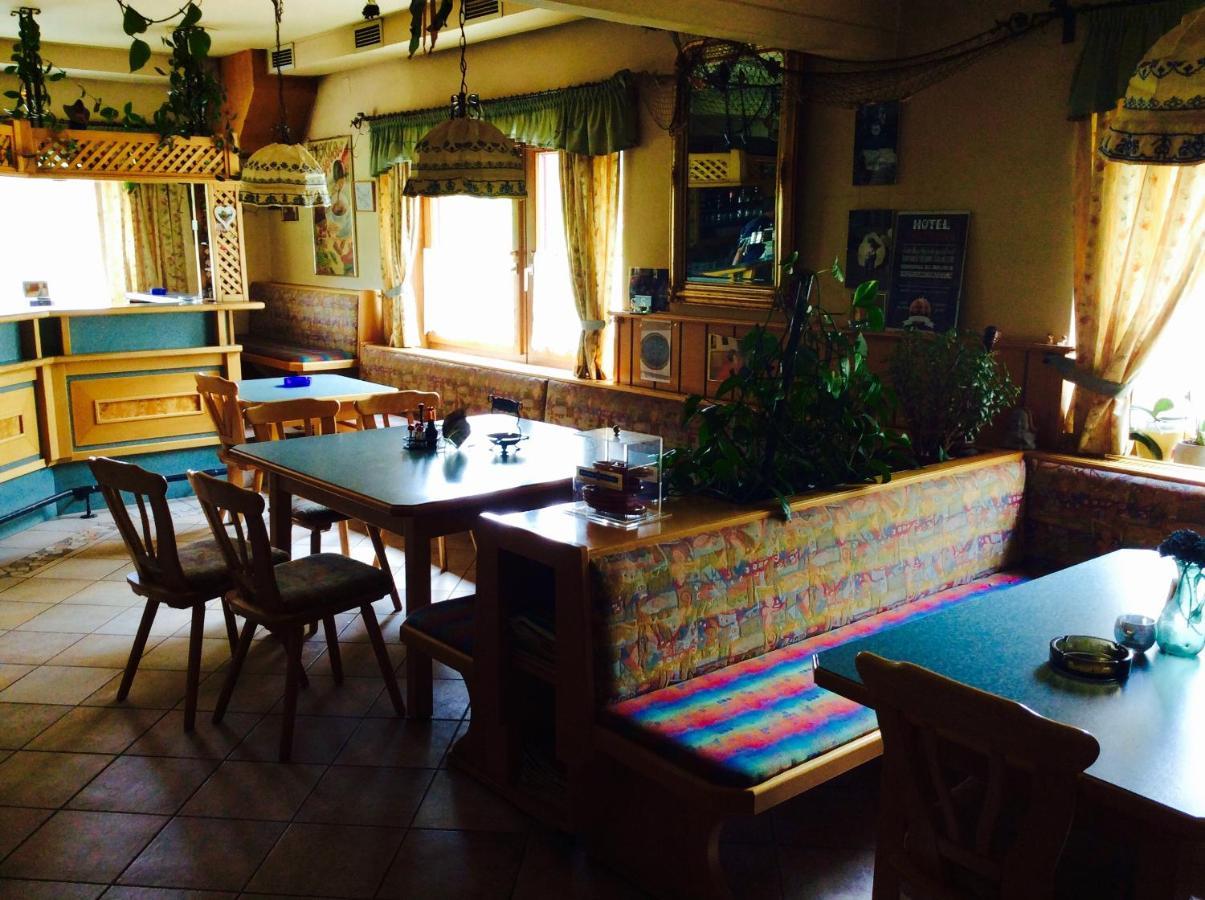Mooswirt Bed & Breakfast Ranten Exterior foto